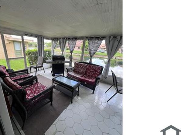 3731 NW 95th Ter APT 1601