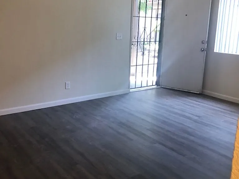 3330 E Dakota Ave — Photo 10