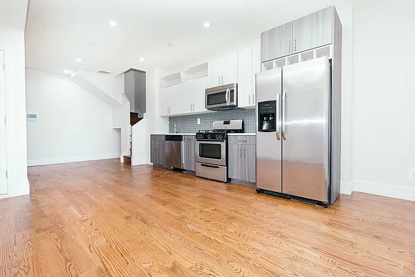 Rented by Rentopia | media 1