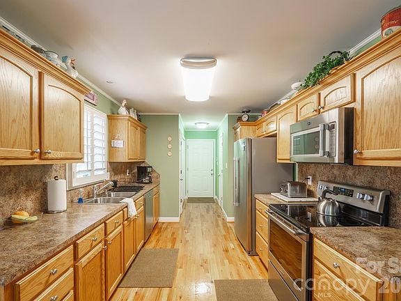 4th image of 835 Sagefield Ct