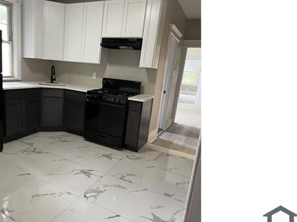 573 Hunterdon St APT 1