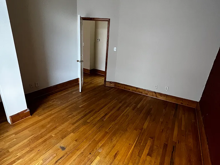 909 W Grace St #3 — Photo 25