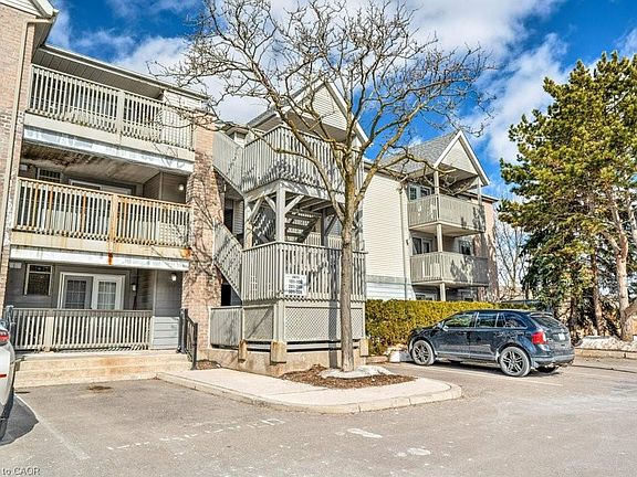 2nd image of 2040 Cleaver Ave #206
