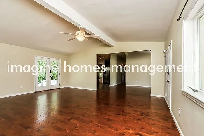 617 Old Ballwin Rd — Photo 3