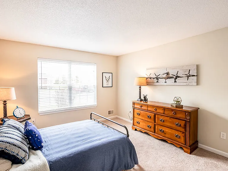 Autumn Creek Apartments — Photo 66
