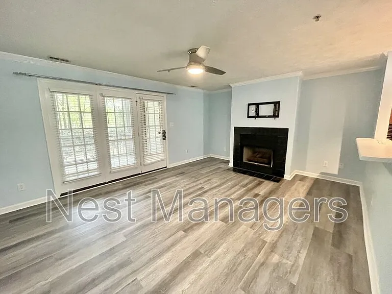 350 Bubble Creek Ct #3 — Photo 3