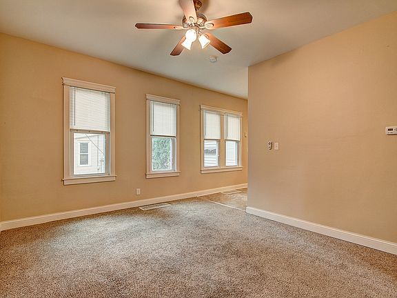 2nd image of 1932A N Warren Ave #1932A