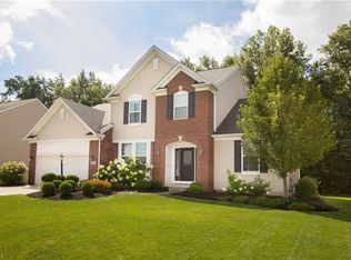 34501 Braemore Dr, North Ridgeville, OH 44039