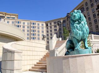 100 Alexander Way #107, Edgewater, NJ 07020