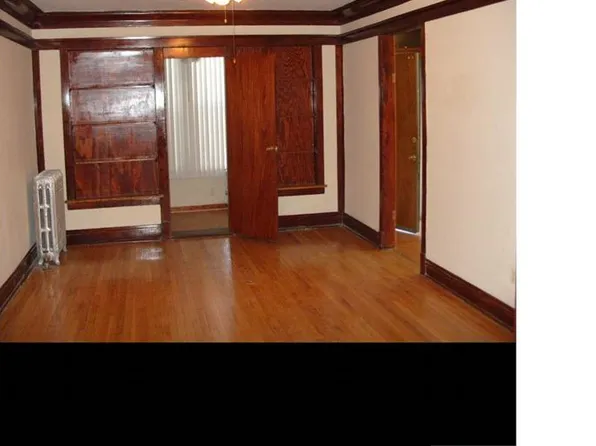 6837 S East End Ave, Chicago, IL 60649