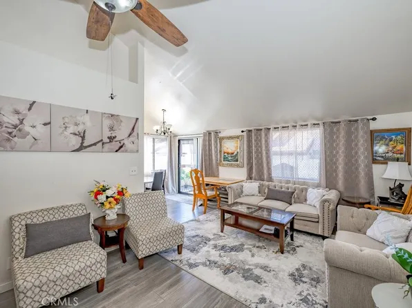 27919 Sarabande Ln Unit 422, Santa Clarita, CA 91387