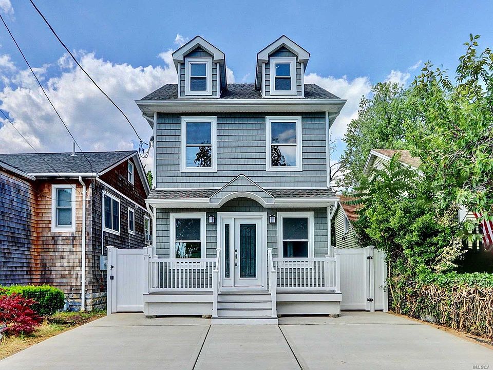 1st image of 719 New York Ave