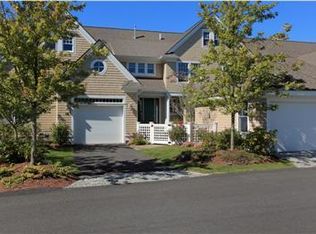 10 Vineyard Reach #10, Mashpee, MA 02649