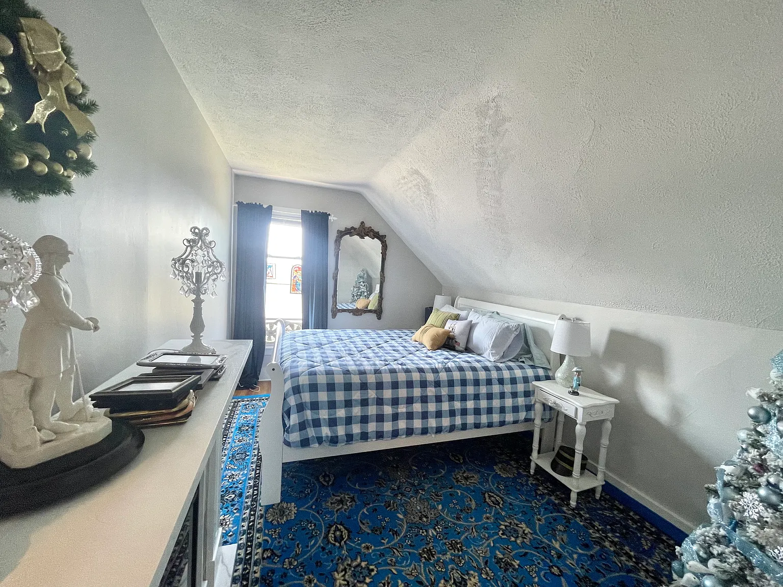 2 bed, 800 sqft, $2,000 — Photo 3