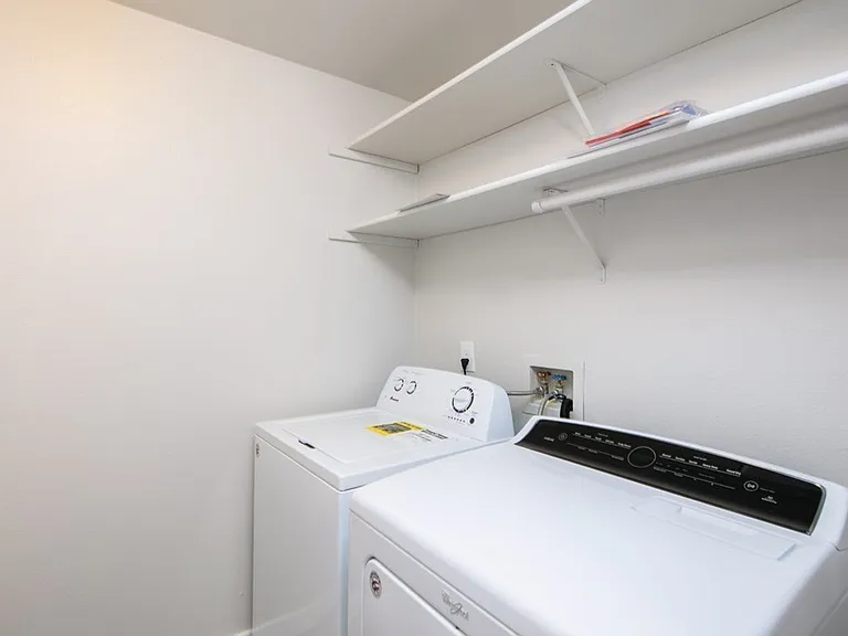View On California - Spacious with Modern Updates, fireplace (select units) & private balcony | P... — Photo 40