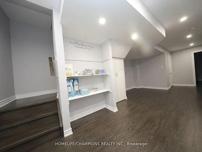 5 Bellotti Cres — Photo 5