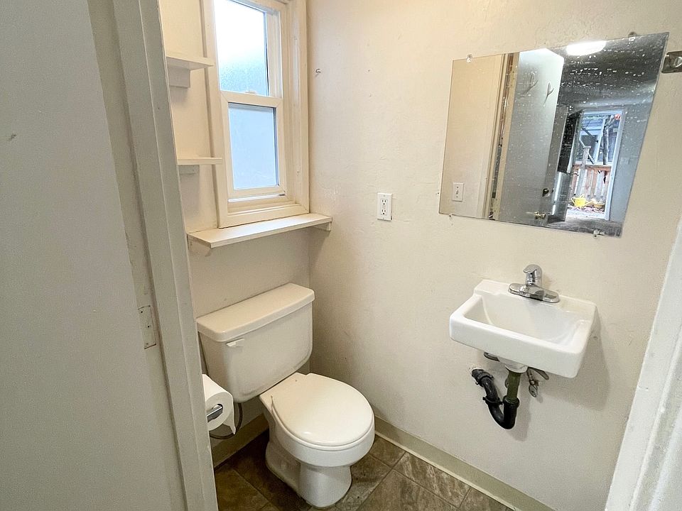 1st image of 36 Dewey St Unit 5
