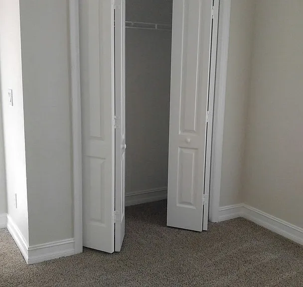 607 SE 13th Pl — Photo 13