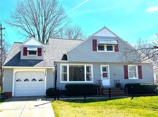 5258 Longton Rd, Lyndhurst, OH 44124