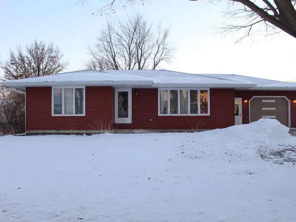 1006 Carr St, Ruthven, IA 51358