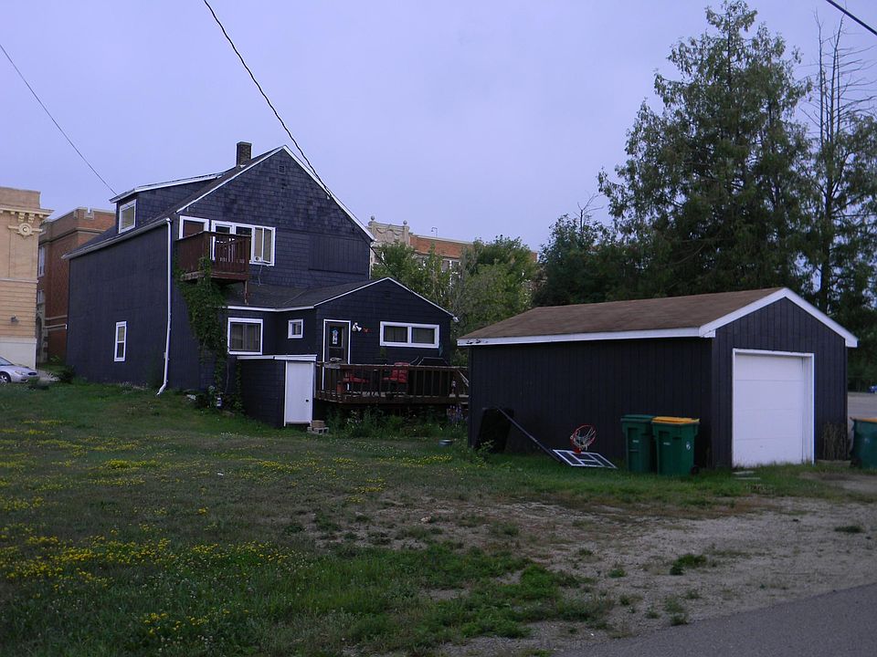 305 Roosevelt Ave, Coleraine, MN 55722 MLS 6411968 Zillow