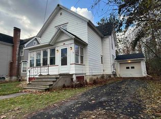 11 Goodrich St, Canton, NY 13617