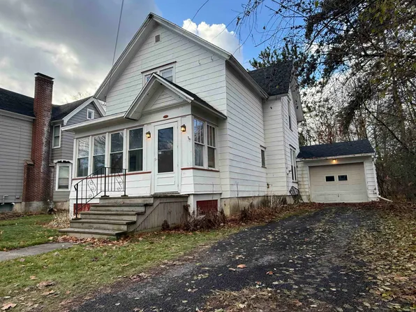 11 Goodrich St, Canton, NY 13617