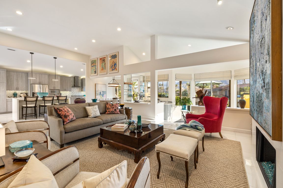 next background image