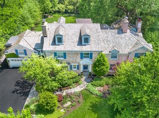 161 Apple Tree Rd, Winnetka, IL 60093