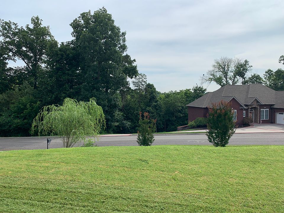 1st image of 10333 Ivy Hollow Dr