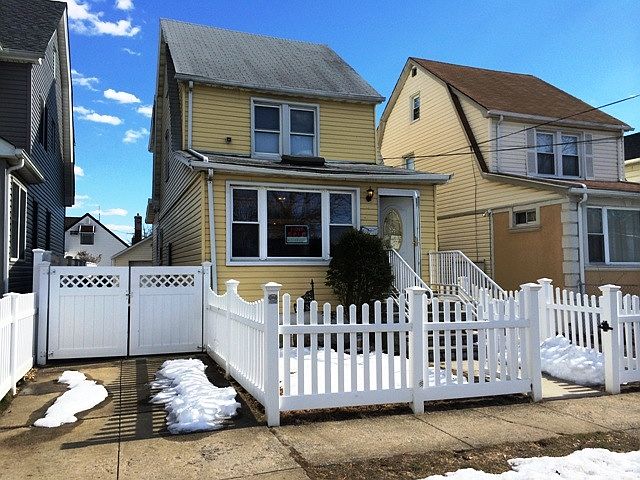 1st image of 115-34 204th St