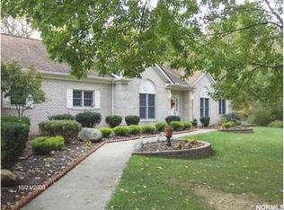 13339 Old Pleasant Valley Rd, Middleburg Heights, OH 44130