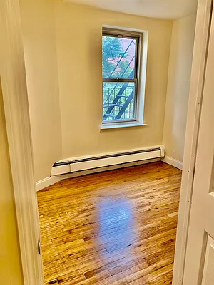 Rented by Brick Real Estate | media 10