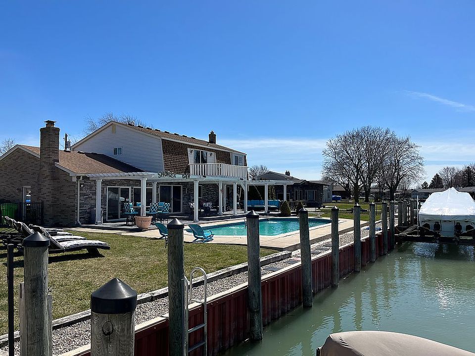 1st image of 41611 Clairpointe St