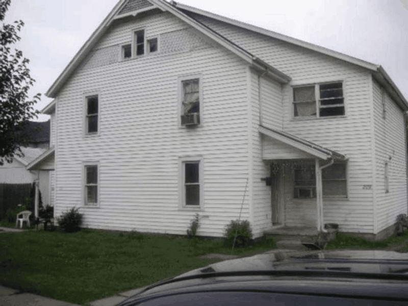 1st image of 207 N High St #207B