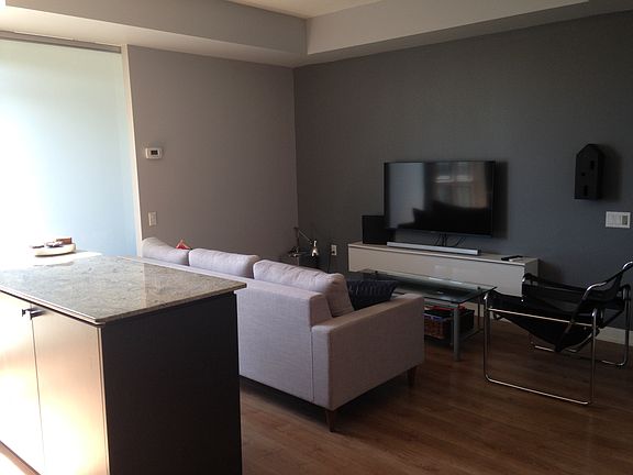 3rd image of 775 King St W #610