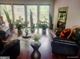 9 Del Sol Pl, Sicklerville, NJ 08081