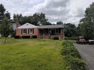 16 Mark St, New Windsor, NY 12553