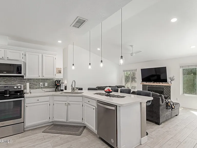 1551 W Ironwood Dr — Photo 14
