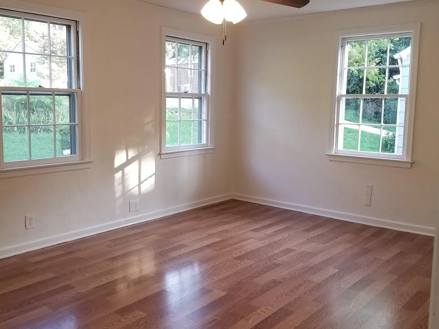 2 bed, 936 sqft, $1,650 — Photo 4