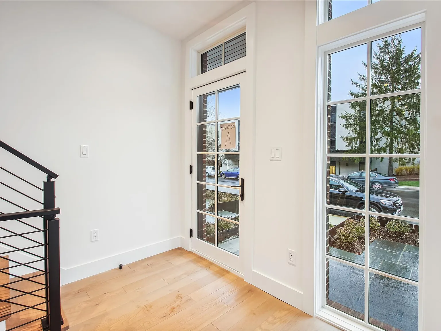 2 bed, 1593 sqft, $4,700 — Photo 2