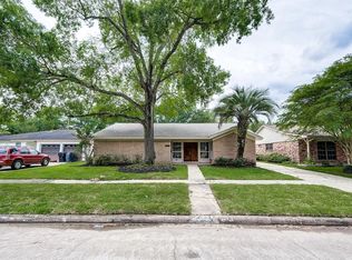 5511 Caversham Dr, Houston, TX 77096