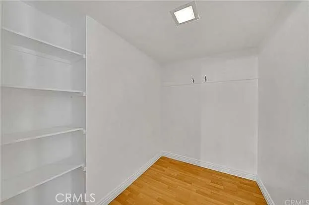 23496 Coso — Photo 15