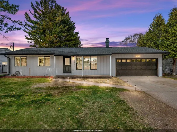 2512 44th St, Two Rivers, WI 54241