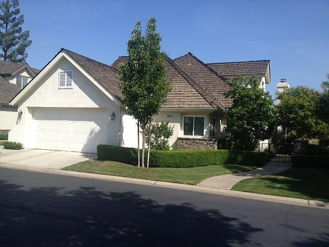 2864 W Wellington Ln photo 1