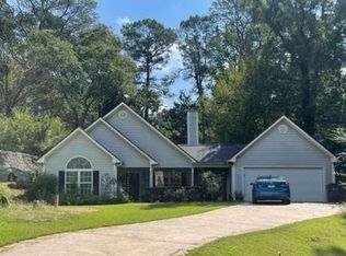 2609 Lake Capri Dr, Conyers, GA 30012