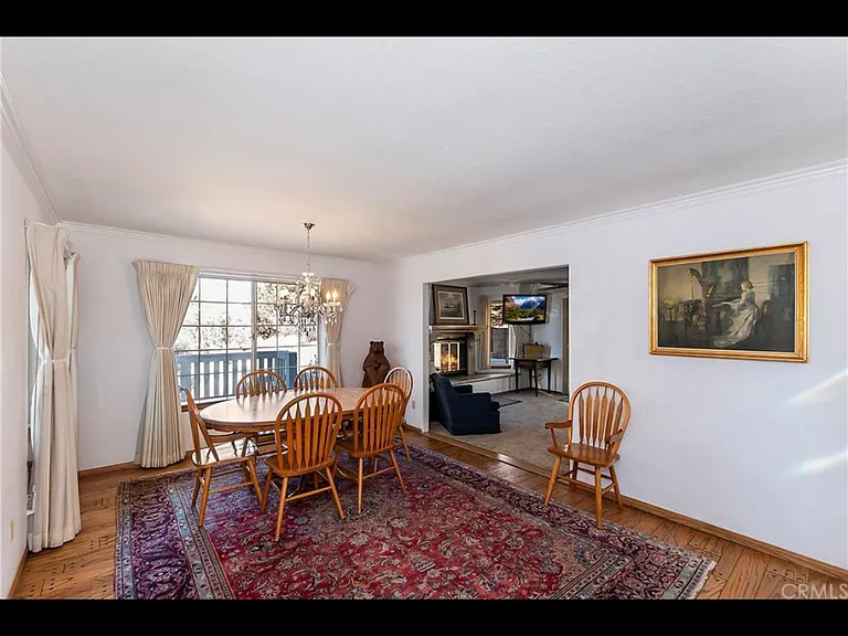 312 Lookout Dr — Photo 4