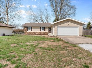 4037 W Gardenia Drive, Battlefield, MO 65619