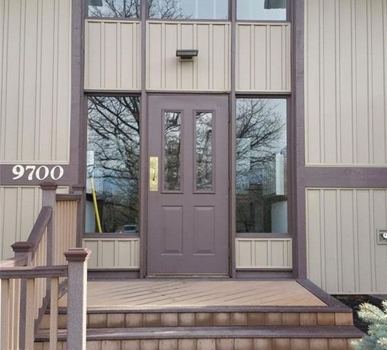 1st image of 9700 Cove Dr Unit 3G