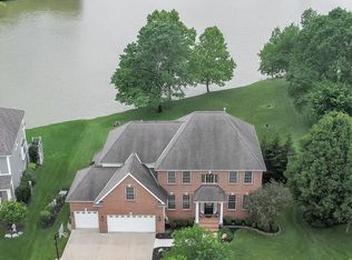 8139 Garden Dr, Pickerington, OH 43147